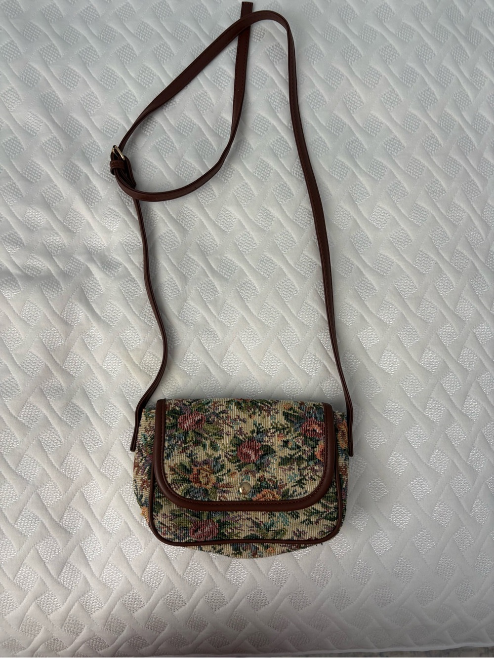 Classic Tapestry Floral Crossbody Bag in Brown